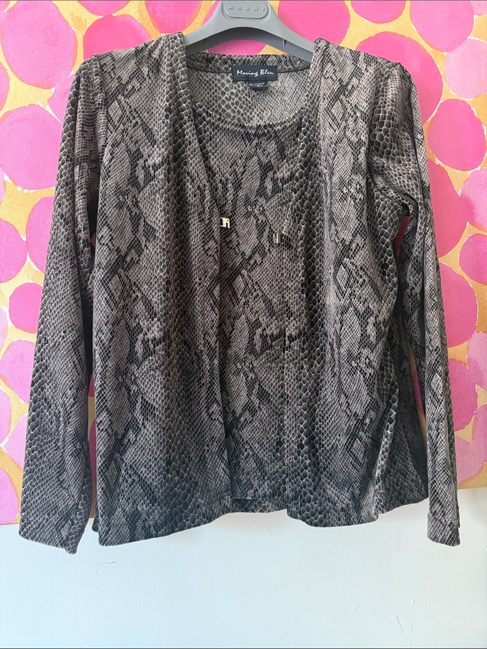 ♥️ Moving bleu Snake-Print Long Sleeve Top /Jacket in Gray